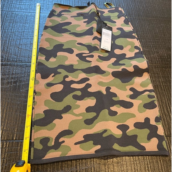 BCBG Camo Skirt - Picture 5 of 7